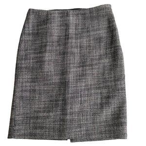 White House/Black Market Classic Skirt, Size 0
